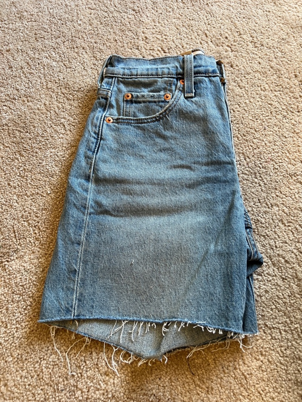 🔥Levi's 501 Women's Light Blue Denim Cutoff Shorts new - Picture 5 of 5